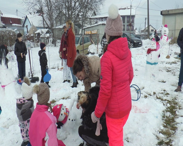 Чачански малишани направили Снешка за медаљу