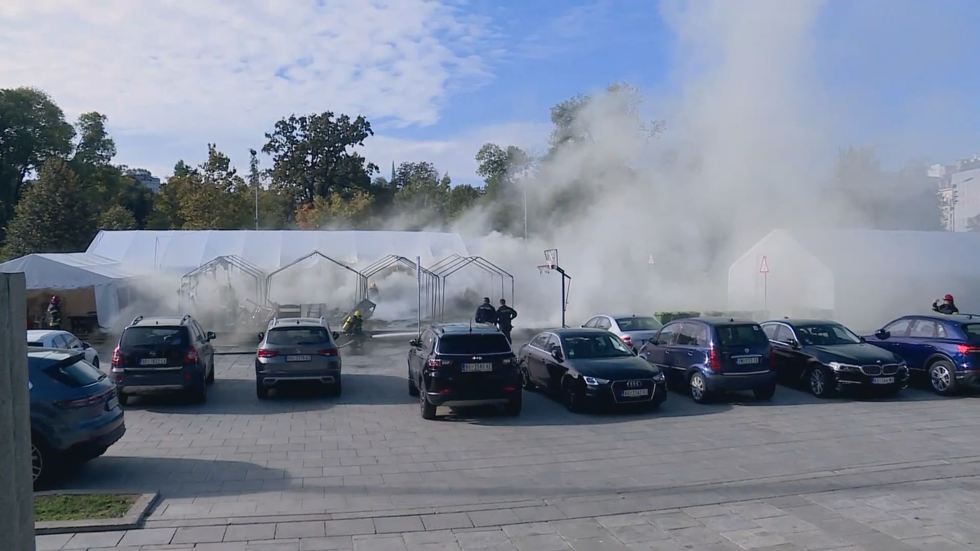 Optužnica protiv Vladana A. (71) zbog pucnjave i požara ispred Skupštine