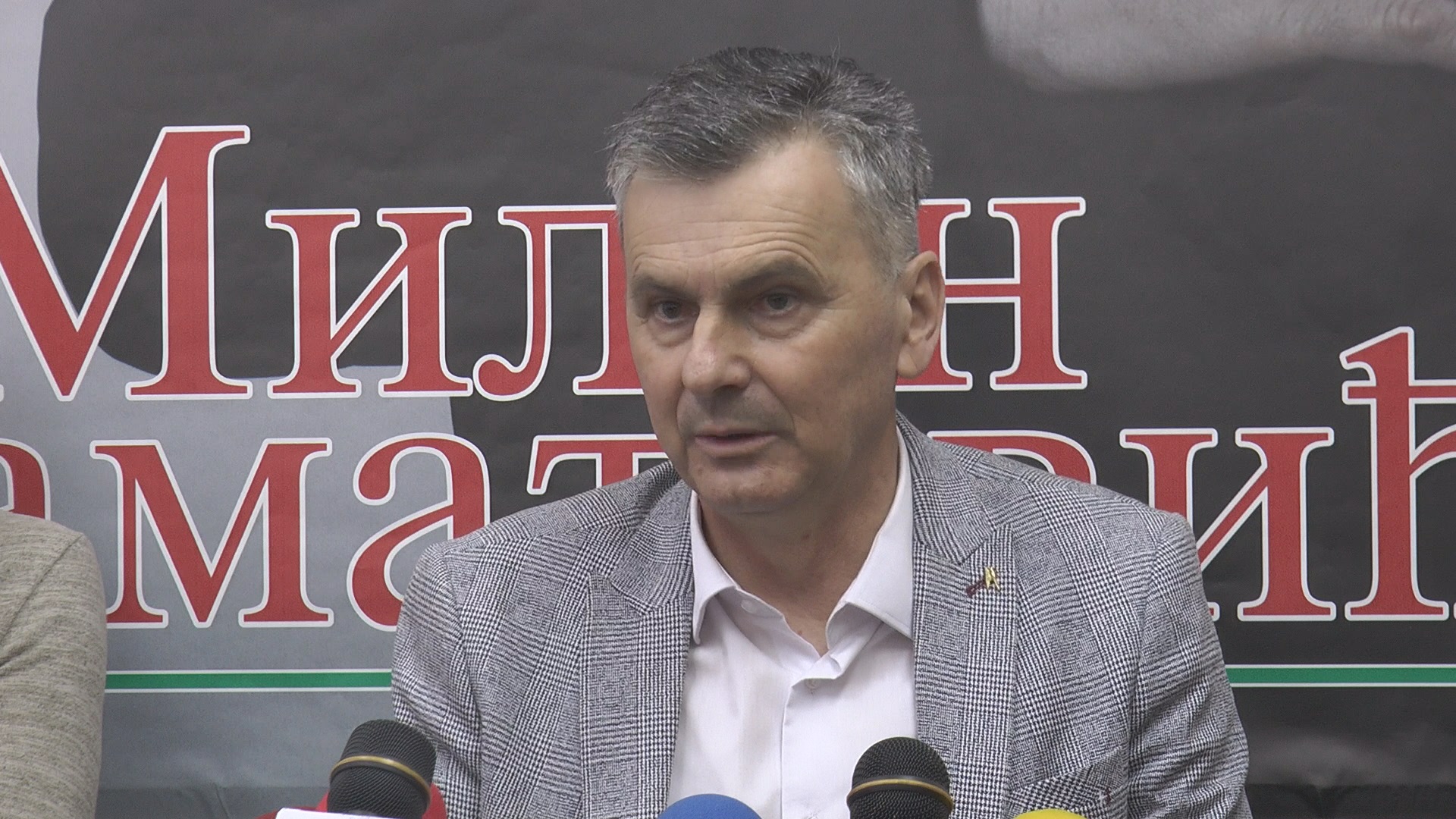 Стаматовић: Патријарх мора бити уз народ, а не уз Вучића