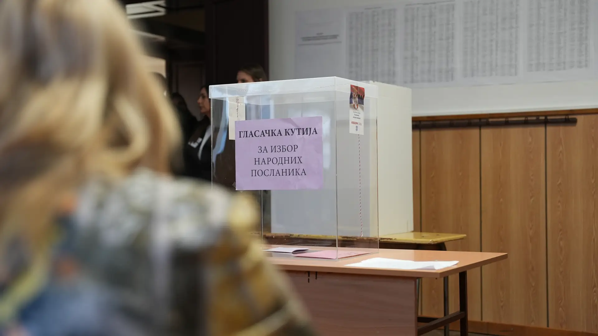 Izlaznost u Prijepolju do 8 sati je 3 odsto, manji tehnički problemi na biračkim mestima: Ovako je počeo izborni dan u Polimlju