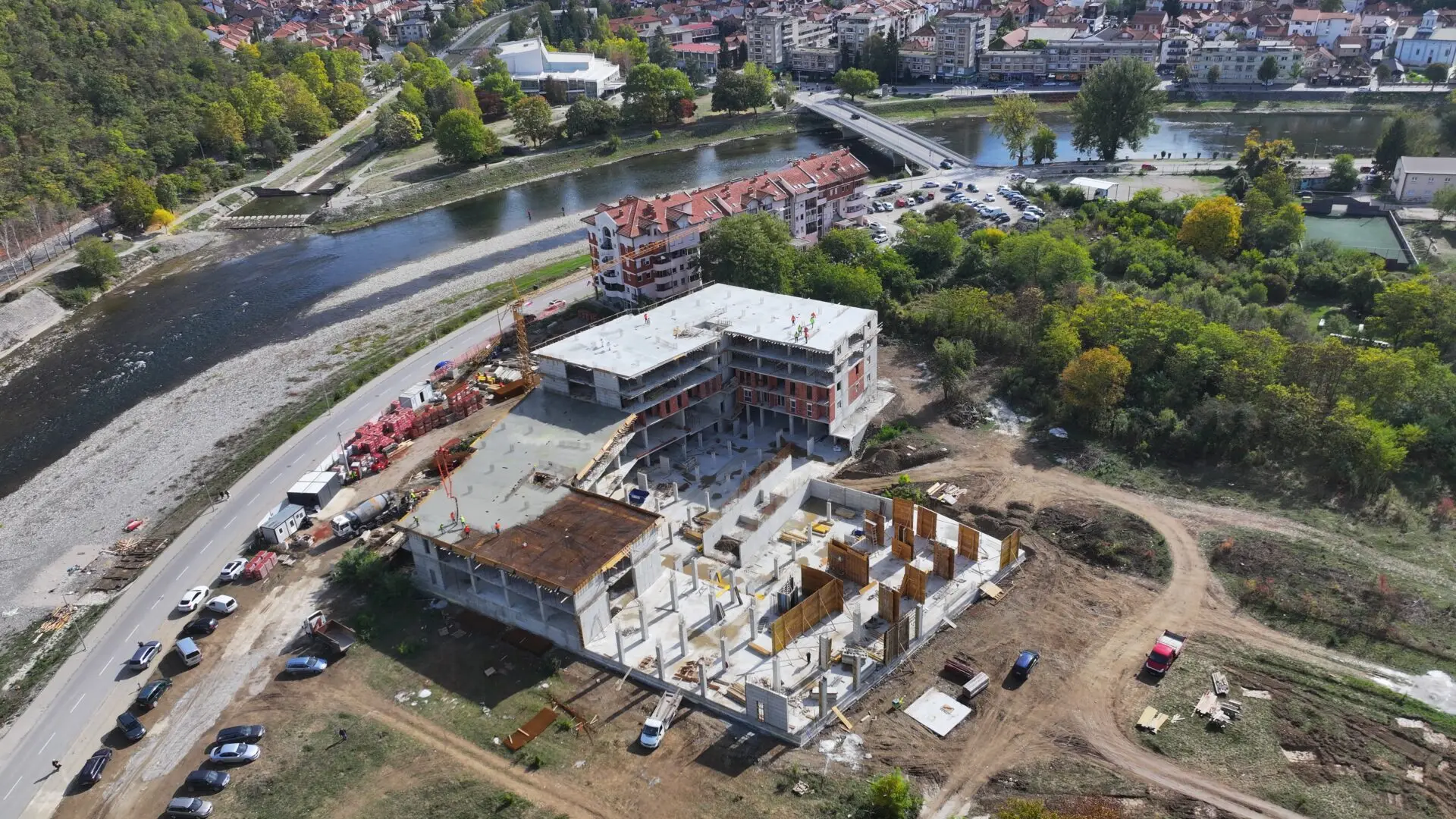 Planuli stanovi u "Prijepolju na vodi", od 177 već prodato 125: Ovako izgleda gradilište elitnog naselja na obali Lima, investicija vredna 20 miliona eura (FOTO)