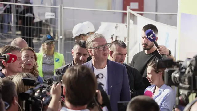 Vučić u poseti Kraljevu / foto: RINA