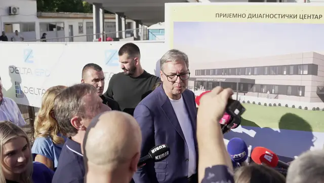Vučić u poseti Kraljevu / foto: RINA 