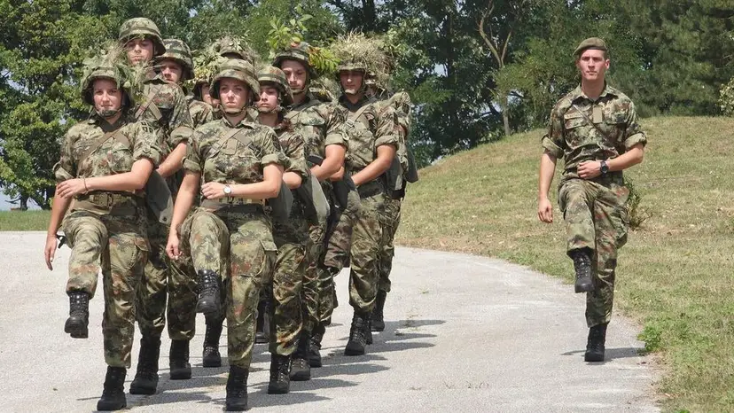 Povratak vojnog roka sve bliže, prvi pozivi mogući već narednog proleća