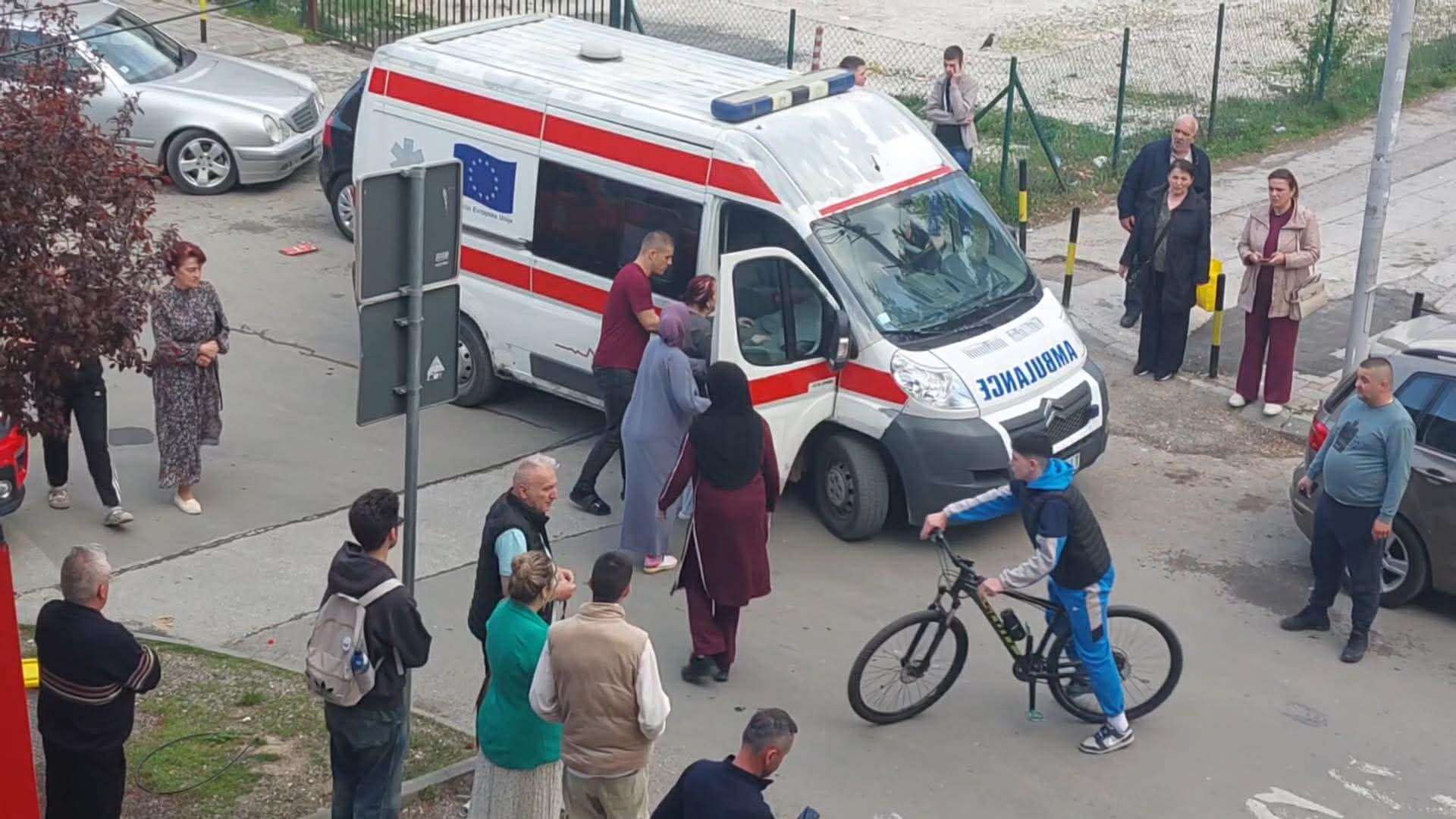 Drama u Novom Pazaru: Žena pala sa terase stambene zgrade, Hitna pomoć na licu mesta (FOTO)