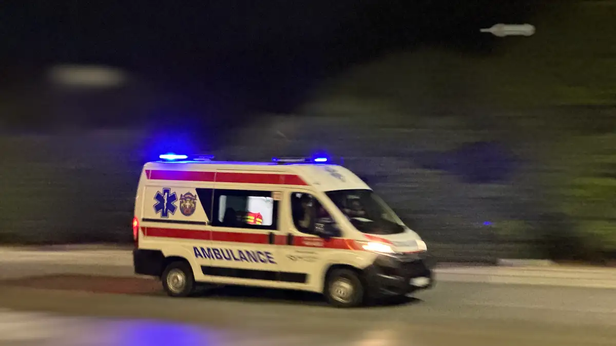 Beba nije želela da čeka, devojčica se rodila u sanitetu: Dramatičan porođaj na putu za Kragujevac, doktorka i medicinsko osoblje pokazali neverovatnu profesionalnost