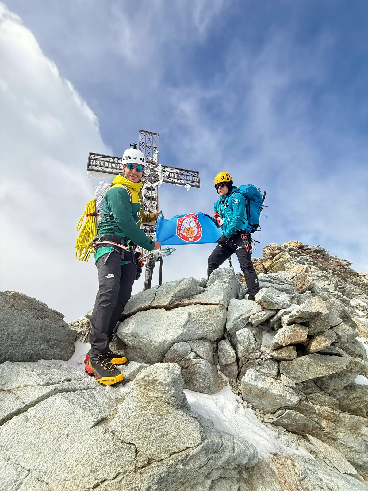 Neverovatan podvig čačanskih planinara: Marko i Miloš osvojili jedan od najzahtevnijih vrhova u Evropi - svaki korak je rizik jer Matterhorn ne prašta greške (FOTO)