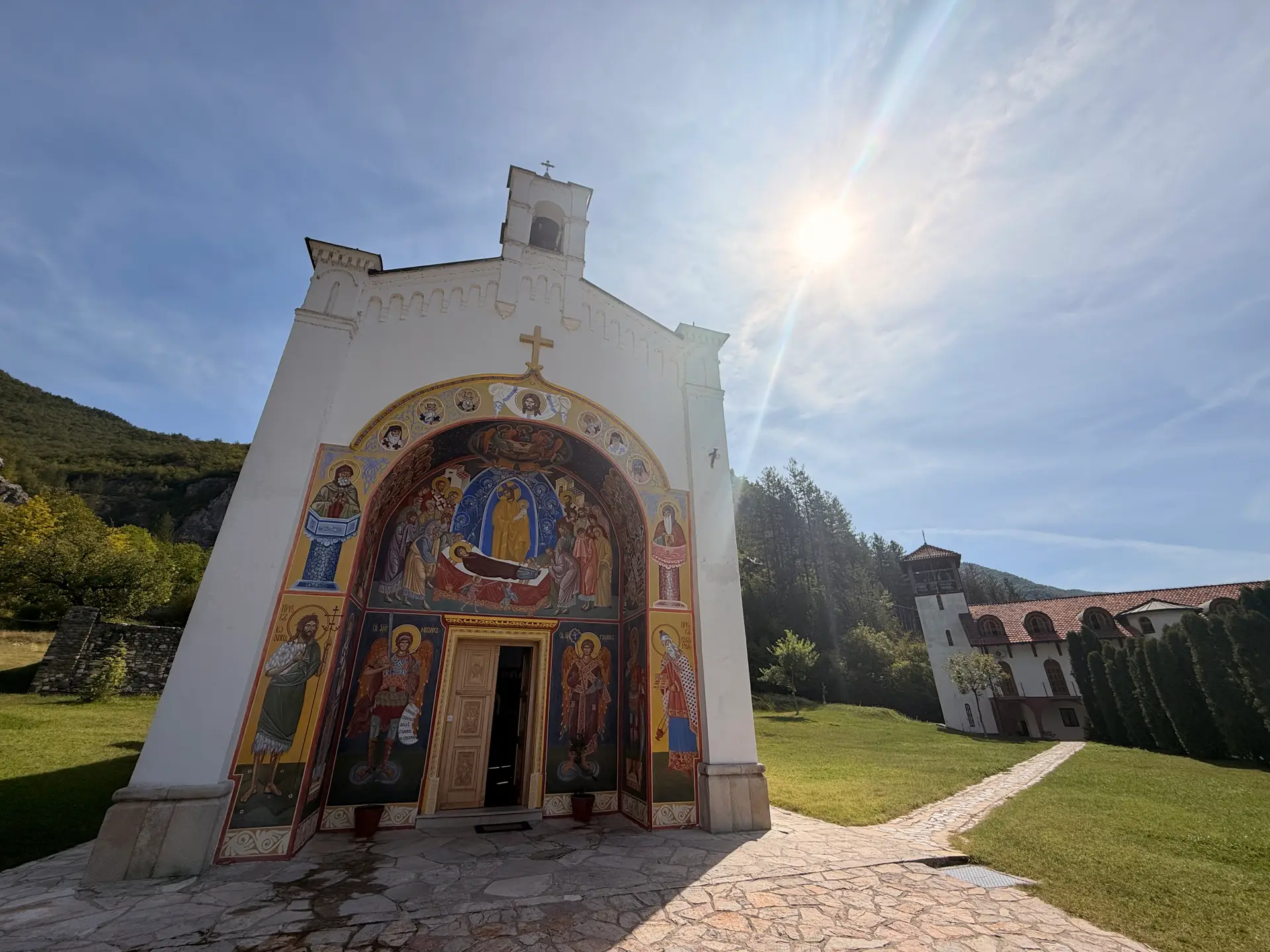 Nemci srpsku svetinju pretvorili u magacin municije, pa je posle sravnili sa zemljom: Manastir Dobrun svaki put dignut iz pepela - duhovni svetionik je vekovima (FOTO)