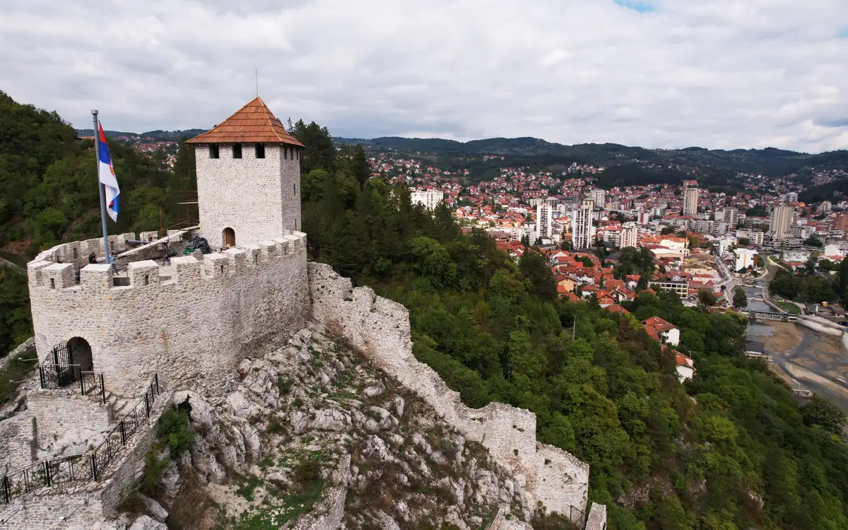 Novo radno vreme na užičkoj tvrđavi: Penjanje na kulu besplatno, uz vodiča na svakih pola sata