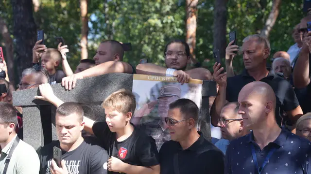 Ratko Mladić sahranjen na Topčiderskom groblju / foto: RINA