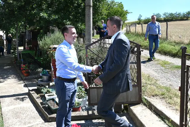 Poseta Đorđa Milićevića porodici Spasić - Foto: Kabinet ministra bez portfelja