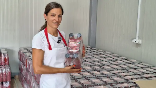 Sandra je kraljica paradajza iz Rivice / foto: RINA