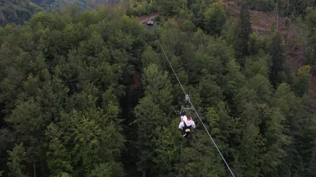 Zlatiborski zipline u selu Ljubiš najduži u regionu / foto: RINA