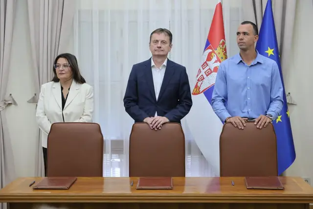 Rekonstruiše se zgrada Doma zdravlja u Batajnici / foto: RINA, Dario Konstatinović