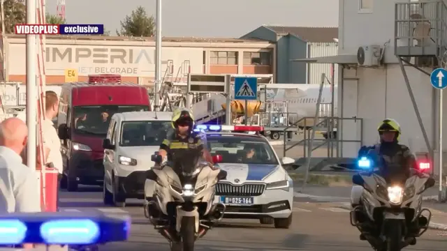 Kovčeg sa telom Ratka Mladića uz počasti građana dopremljen na VMA/ Foto: Screenshot, VIdeoplus