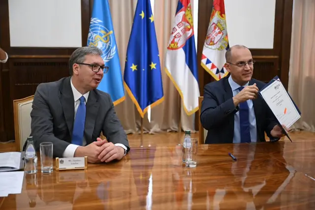 Aleksandar Vučić sa predstavnicima SZO – Foto Instagrambuducnostsrbijeav (1).jpg
