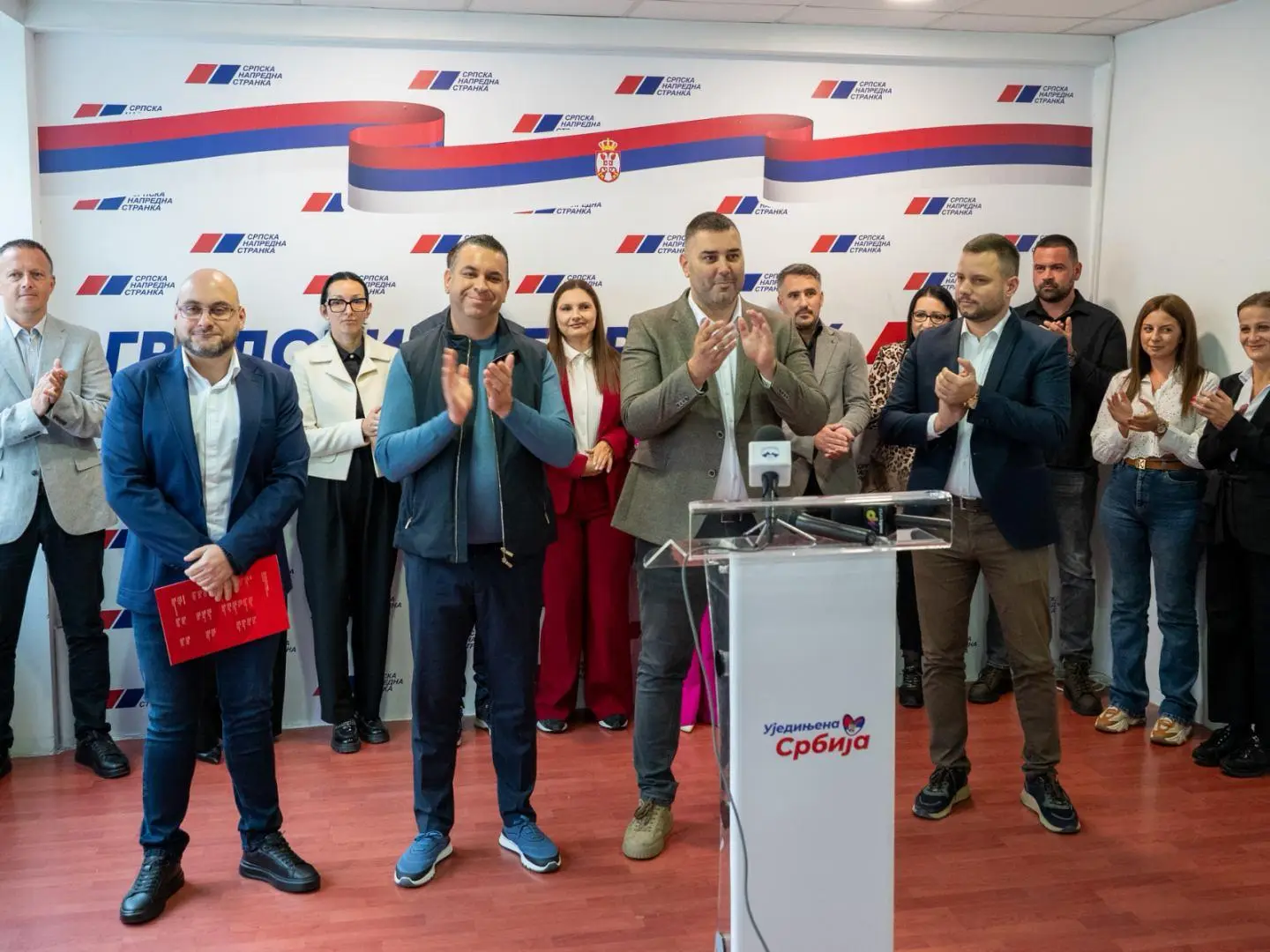 Obrt na čačanskoj političkoj sceni: Odbornik opozicije prešao u redove SNS, Stevanić poručuje - naša politika ujedinjuje i Srbija pobeđuje!