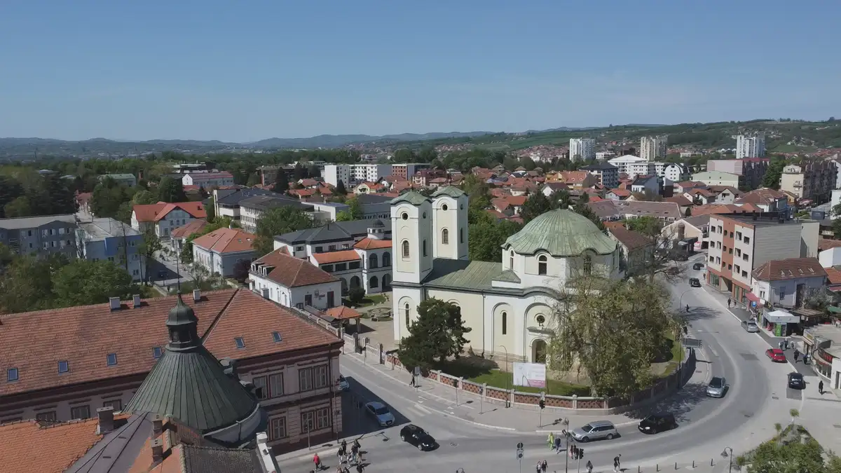 Grad Čačak prodaje tri parcele: Jedna u strogom centru privlači najviše pažnje - prostire se na skoro 3.000 kvadrata i košta 25,6 miliona dinara