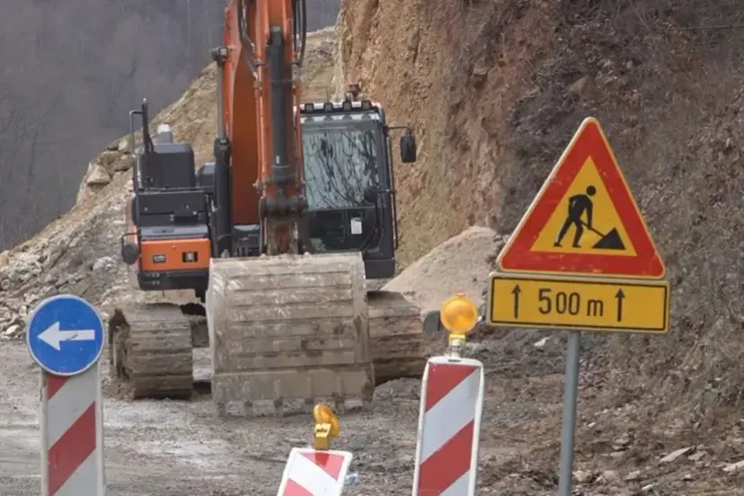 Vozači, oprez: Potpuna obustava saobraćaja sutra na deonici Ivanjica - Sjenica, pažljivo planirajte svoj put u ovom pravcu