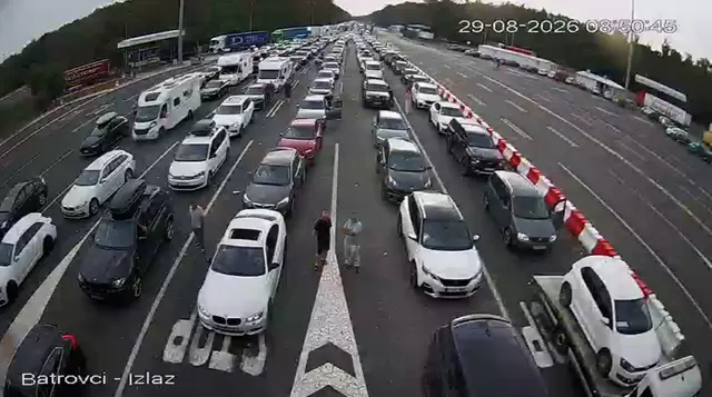 Snimak sa graničnog prelaza Batrovci/ Foto: Screenshot MUP Srbije